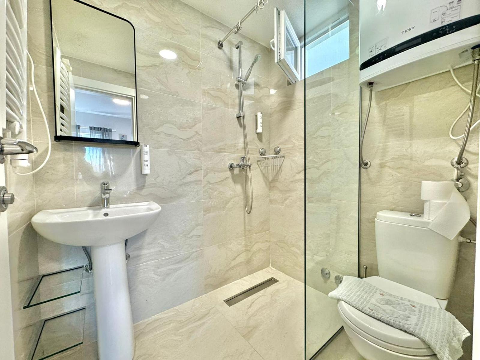 Apartmani Terminal Budva Zewnętrze zdjęcie