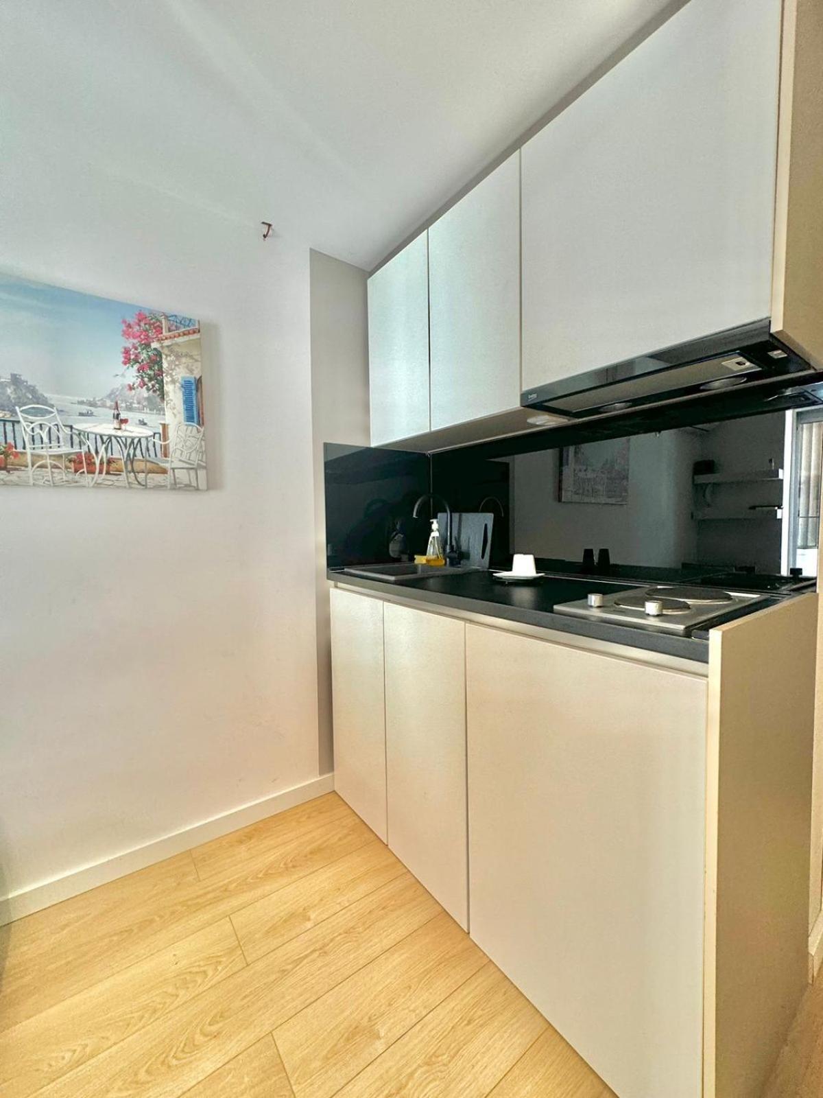 Apartmani Terminal Budva Zewnętrze zdjęcie
