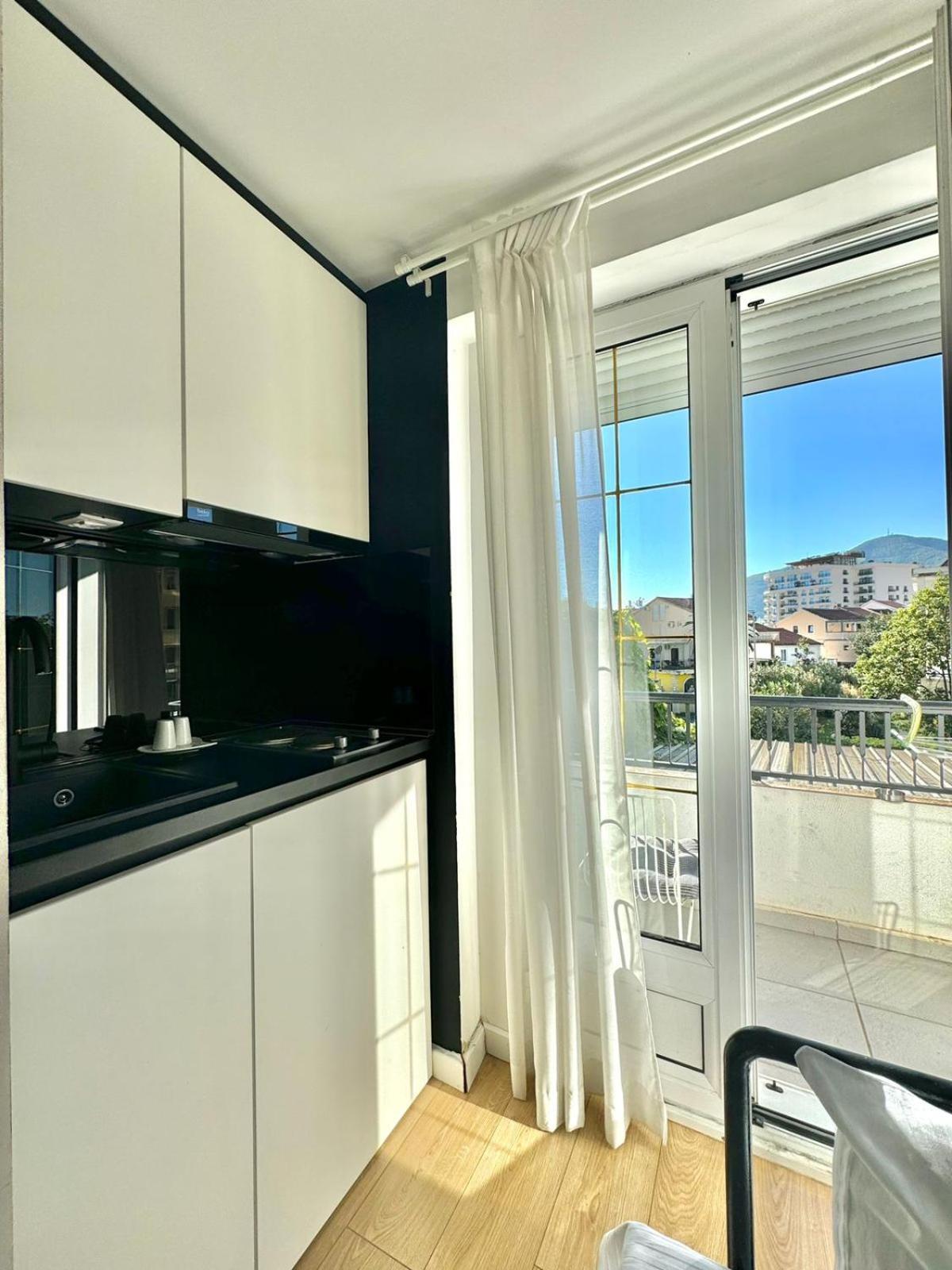 Apartmani Terminal Budva Zewnętrze zdjęcie